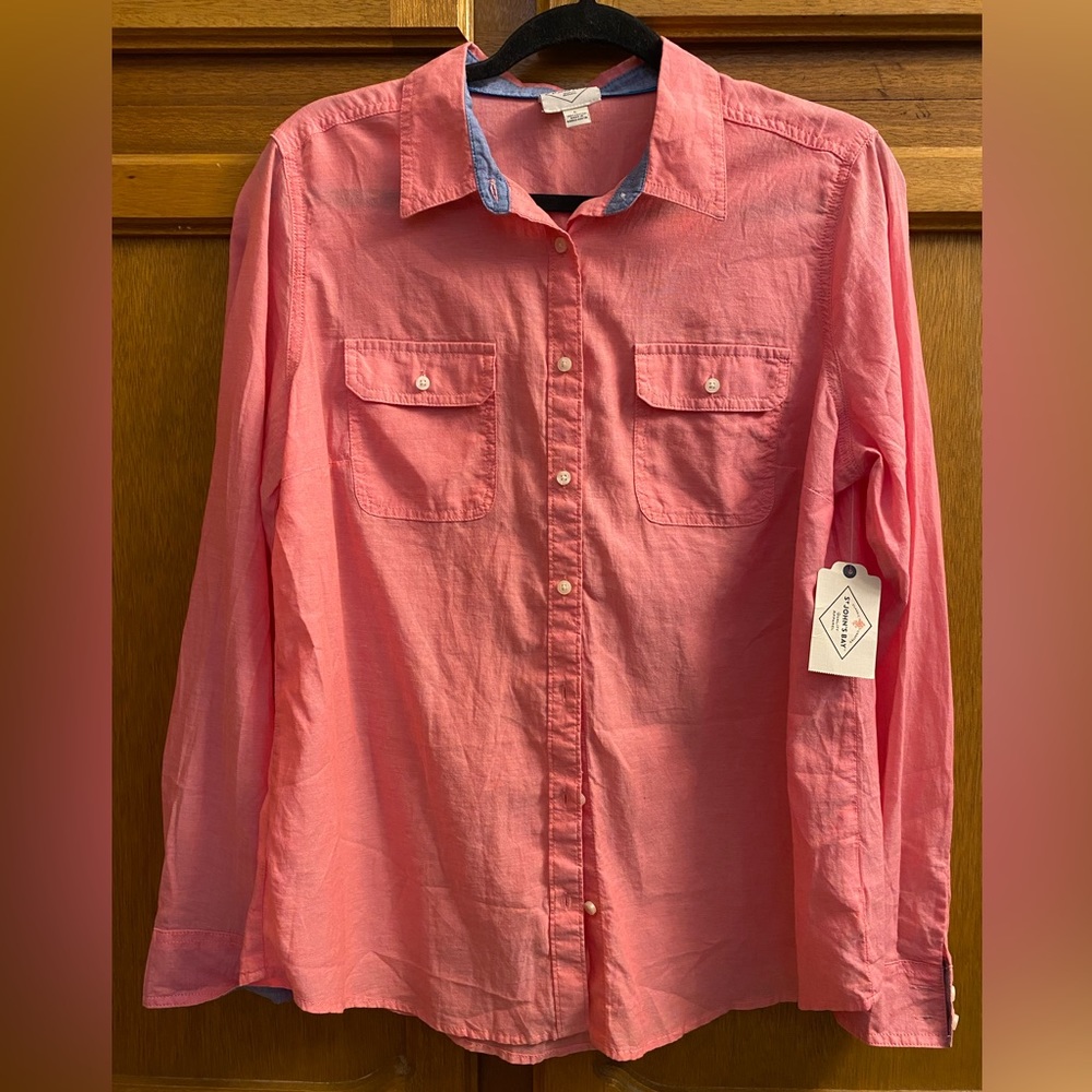 St. John’s Bay Button up NWT